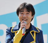 谷沢 新氏